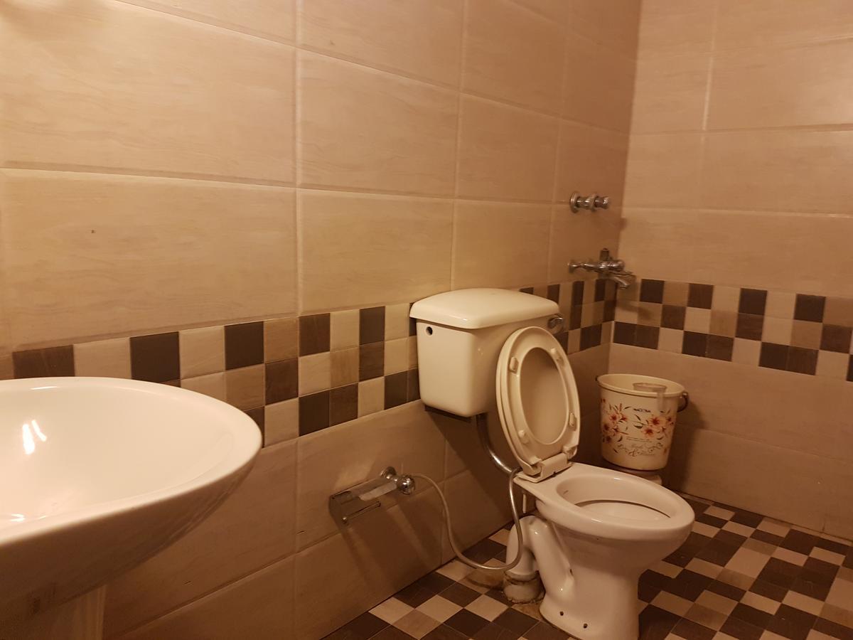 Hotel Haryana Chandīgarh Esterno foto